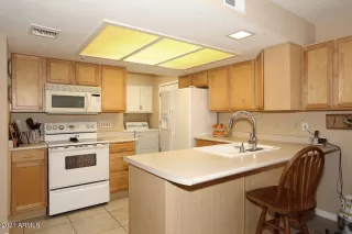 Photo #5: 6194044 Listing