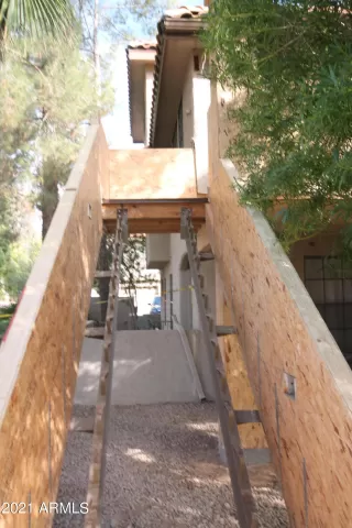 Photo #5: 6194076 Listing