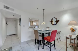 Photo #4: 6194099 Listing 