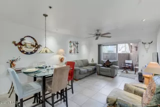 Photo #6: 6194099 Listing 