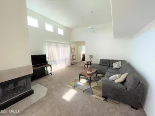 Photo #3: 6194105 Listing 