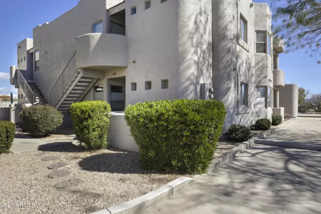 MLS: 6194203 Condo For Sale