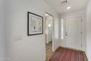 Photo #2: 6194203 Listing 