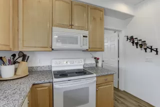 Photo #6: 6194203 Listing 