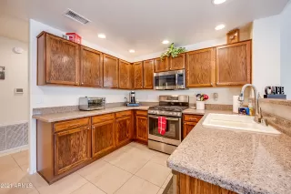 Photo #5: 6194266 Listing 