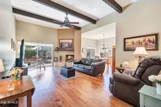 Photo #6: 6194287 Listing