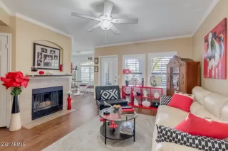 Photo #3: 6194345 Listing