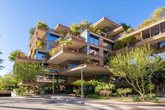 MLS: 6194357 Condo For Sale