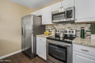 Photo #2: 6194480 Listing