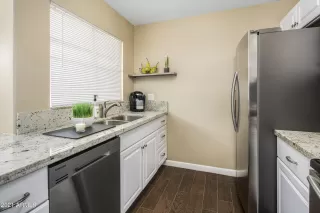 Photo #3: 6194480 Listing