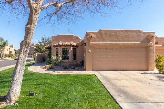 MLS: 6194656 Condo For Sale