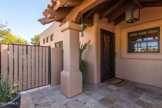 Photo #2: 6194656 Listing