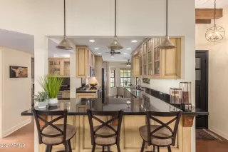 Photo #4: 6194656 Listing