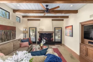 Photo #5: 6194656 Listing