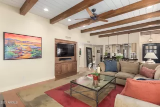 Photo #6: 6194656 Listing