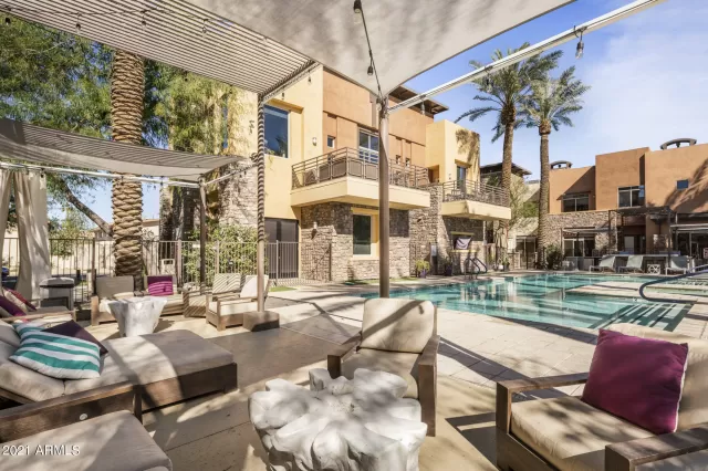 MLS: 6194669 Condo For Sale