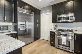 Photo #3: 6194669 Listing