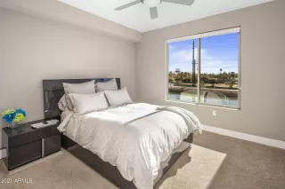 Photo #4: 6194669 Listing