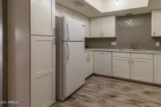 Photo #6: 6194779 Listing