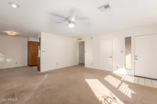 Photo #6: 6194816 Listing