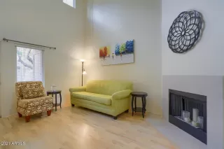 Photo #4: 6194929 Listing