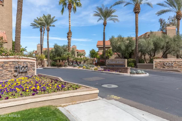 MLS: 6194933 Condo For Sale