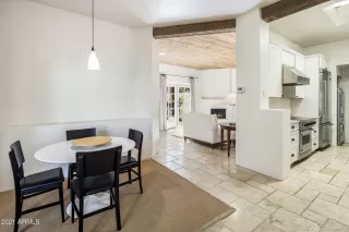 Photo #4: 6195027 Listing