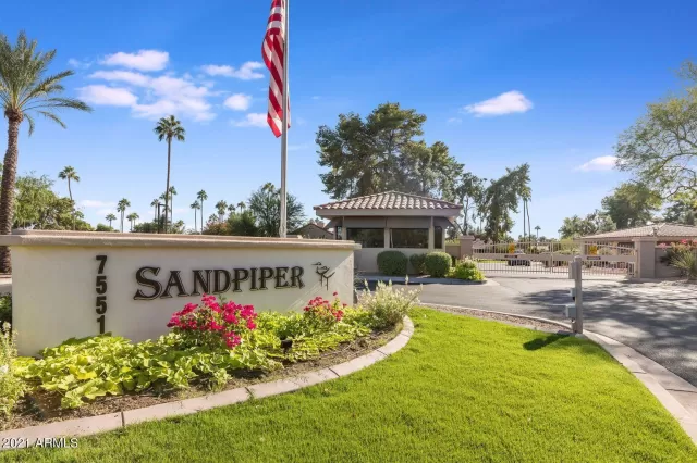 MLS: 6195149 Condo For Sale