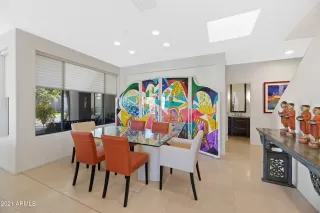 Photo #6: 6195183 Listing