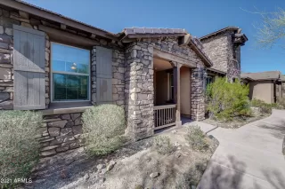 Photo #2: 6195212 Listing