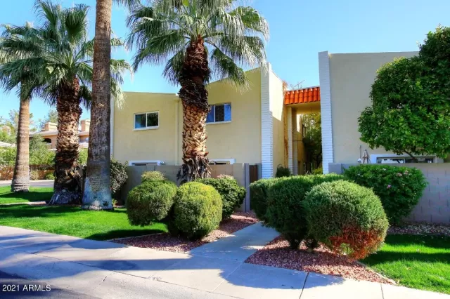 MLS: 6195251 Condo For Sale