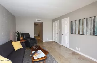 Photo #4: 6195251 Listing