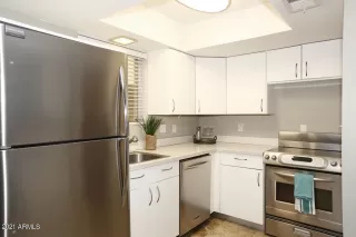 Photo #5: 6195251 Listing