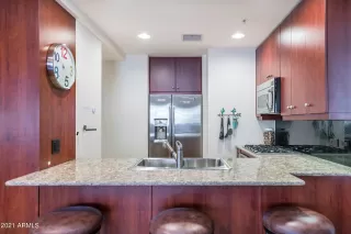 Photo #3: 6195262 Listing