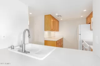 Photo #4: 6195338 Listing 