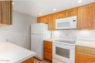 Photo #5: 6195338 Listing 