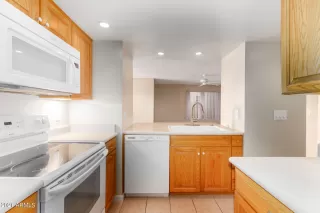 Photo #6: 6195338 Listing 