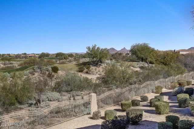 MLS: 6195486 Condo For Sale