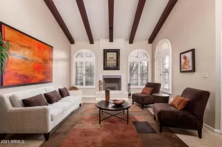 Photo #6: 6195529 Listing