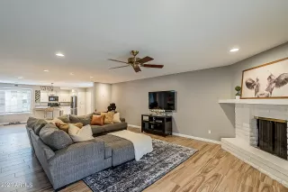 Photo #2: 6195573 Listing 