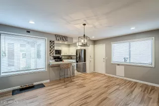 Photo #5: 6195573 Listing 