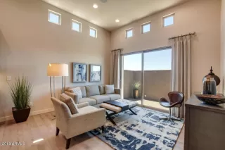 Photo #2: 6195642 Listing 