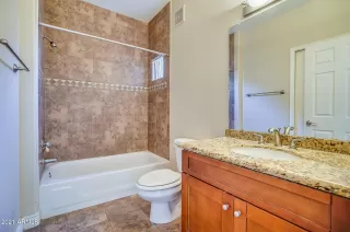 Photo #6: 6195751 Listing 