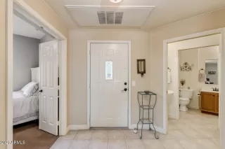 Photo #2: 6195886 Listing 