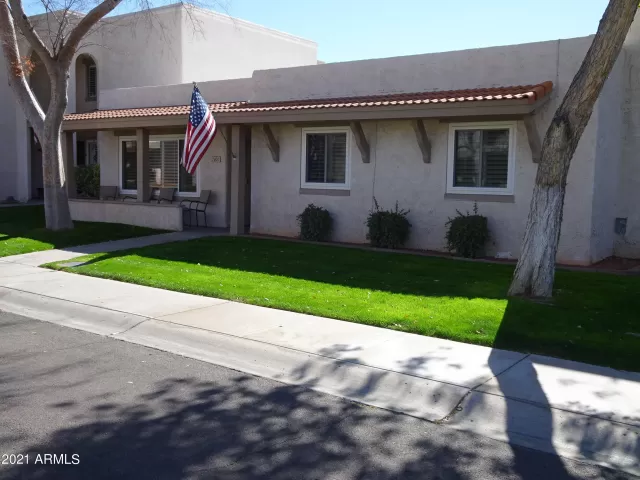 MLS: 6196120 Condo For Sale