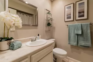 Photo #5: 6196244 Listing