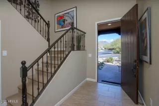 Photo #2: 6196386 Listing 