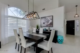 Photo #4: 6196406 Listing