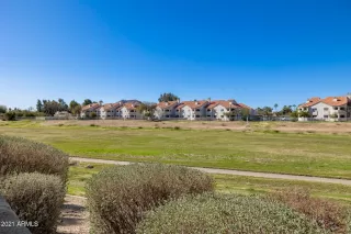 Photo #5: 6196413 Listing