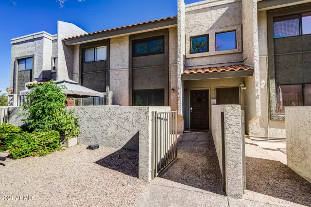 MLS: 6196432 Condo For Sale